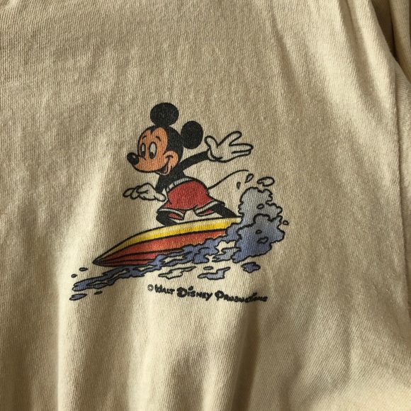 VINTAGE Mickey Mouse Disneyland Crop Top - Picture 8 of 8